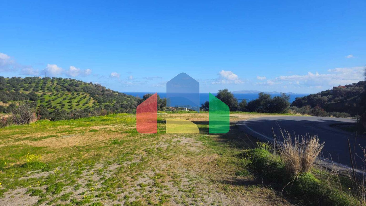 Продаж - Земельна ділянка 4125 m² на Криті