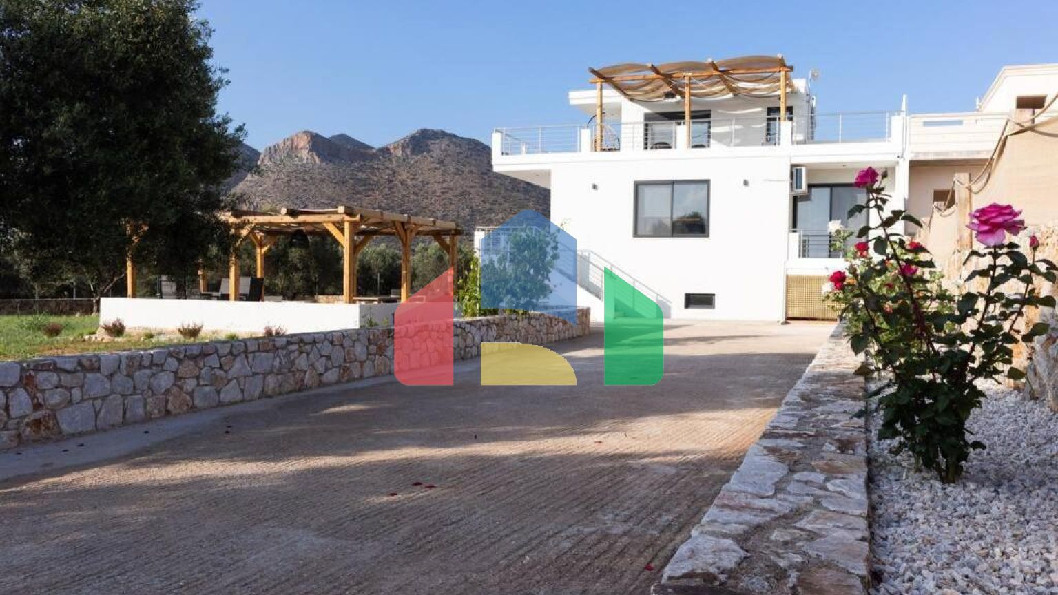 Продажа - Таунхаус 140 m² на Крите