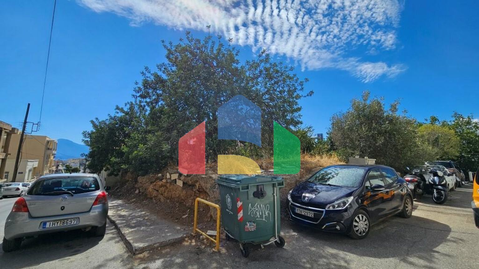 Продаж - Земельна ділянка 202 m² на Криті