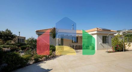 Продаж - Вілла 120 m² на Криті