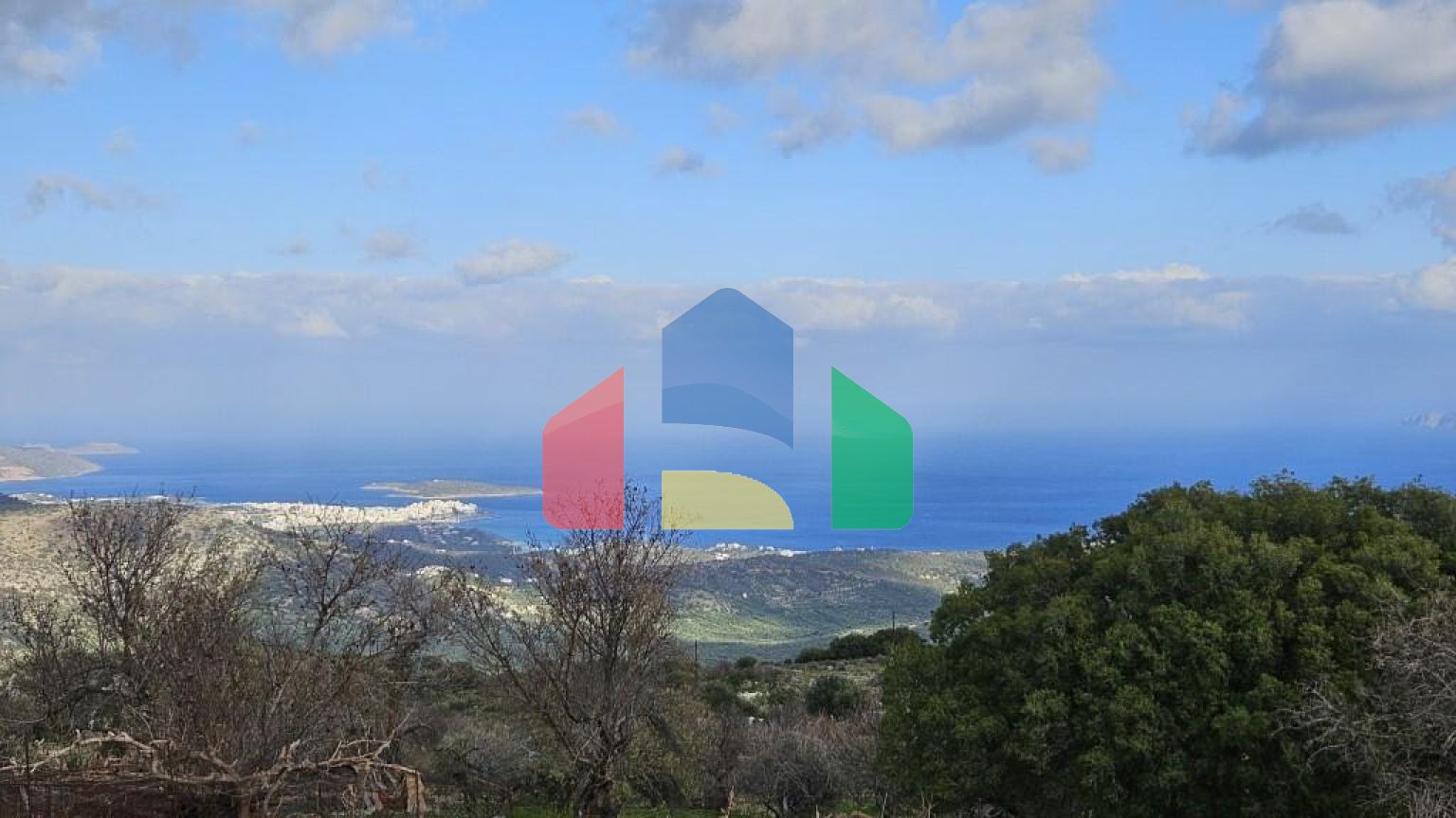 Продаж - Земельна ділянка 564 m² на Криті