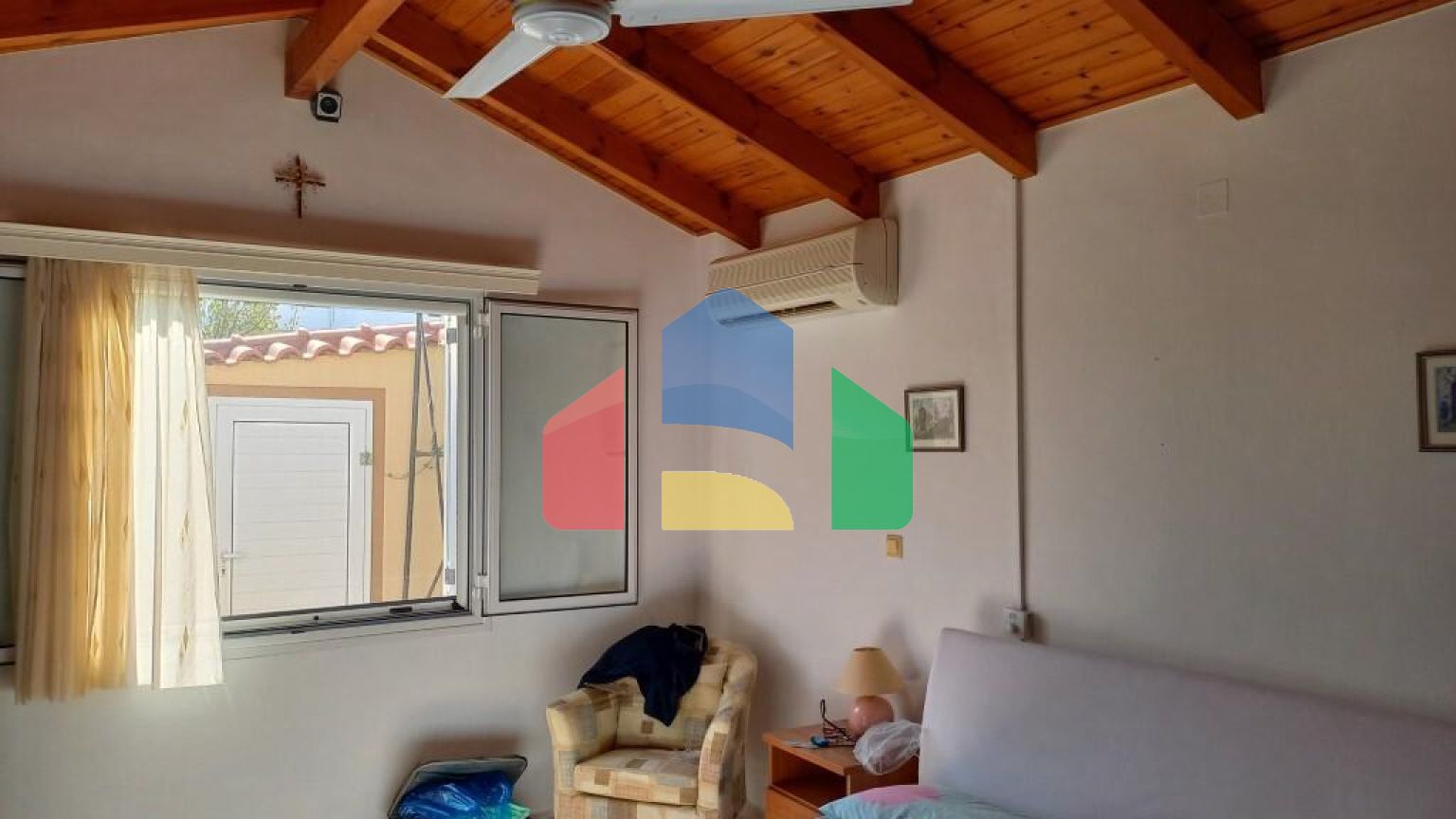 Продаж - Котедж 59 m² на Криті