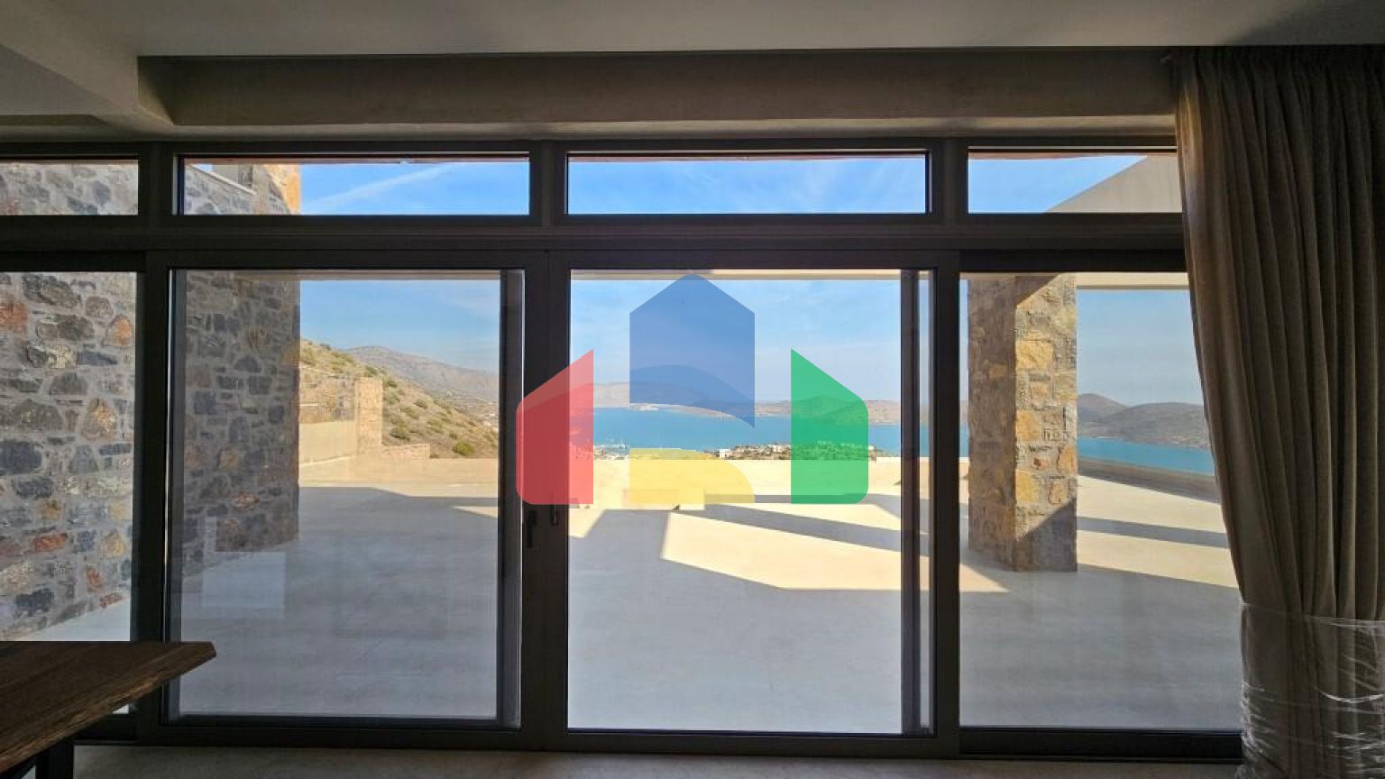 Продаж - Вілла 78 m² на Криті