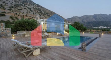 Продаж - Вілла 114 m² на Криті