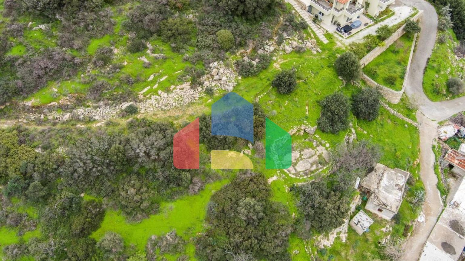 Продаж - Земельна ділянка 997 m² на Криті