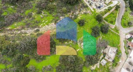 Продаж - Земельна ділянка 997 m² на Криті