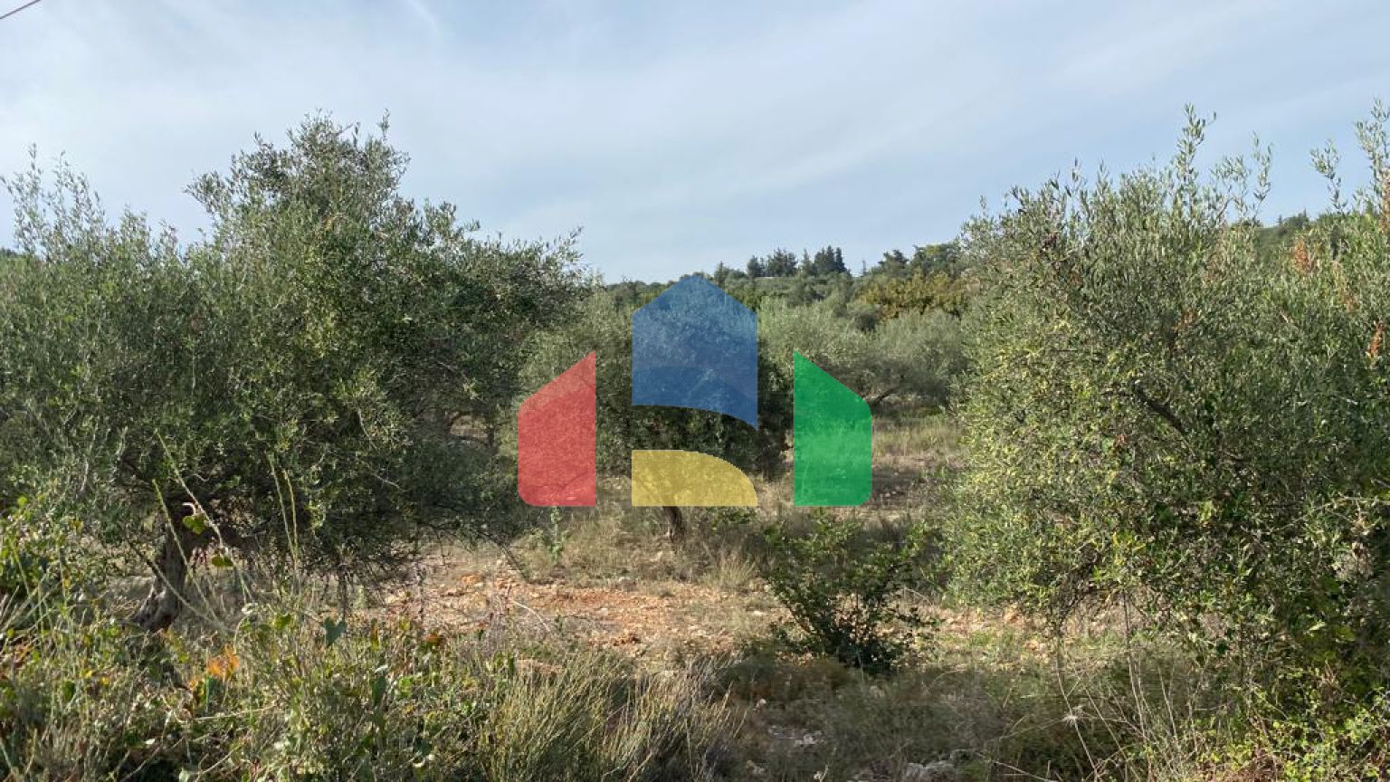 Продаж - Земельна ділянка 2499 m² на Криті