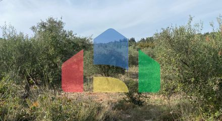 Продаж - Земельна ділянка 2499 m² на Криті