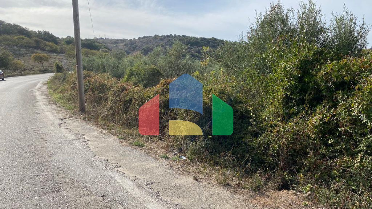 Продаж - Земельна ділянка 2499 m² на Криті