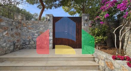 Продаж - Котедж 262 m² на Криті