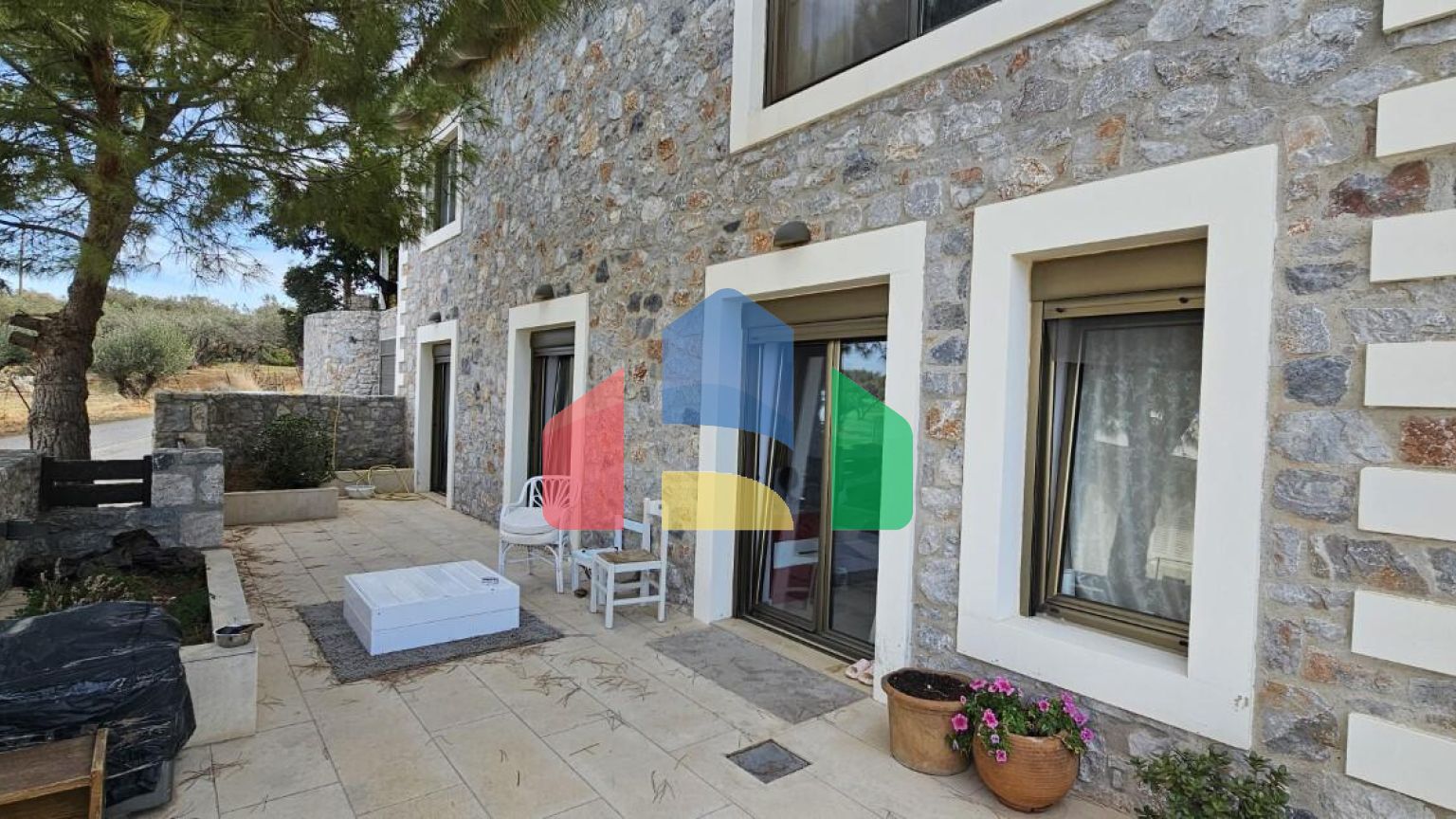 Продаж - Котедж 262 m² на Криті