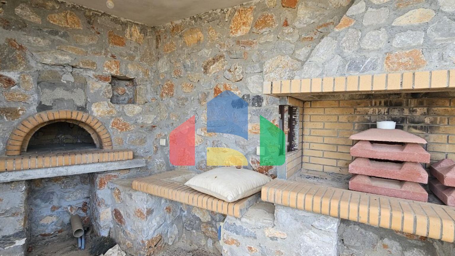 Продаж - Котедж 262 m² на Криті