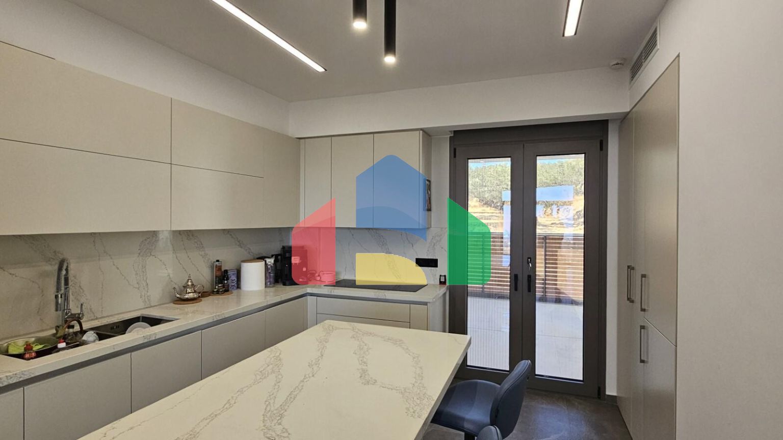 Продаж - Вілла 130 m² на Криті