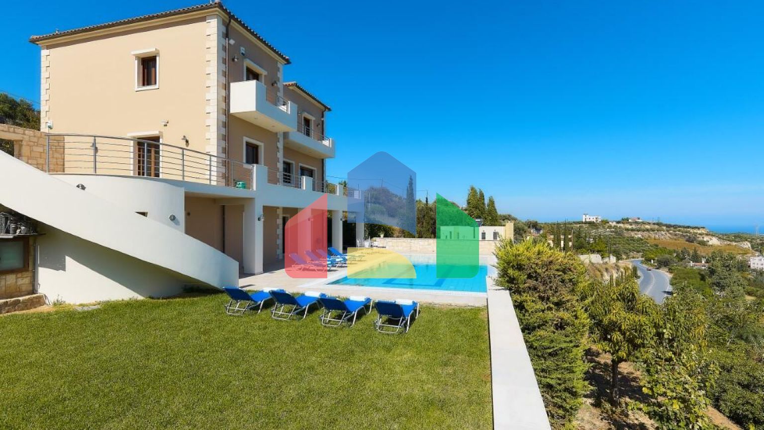 Продаж - Вілла 380 m² на Криті