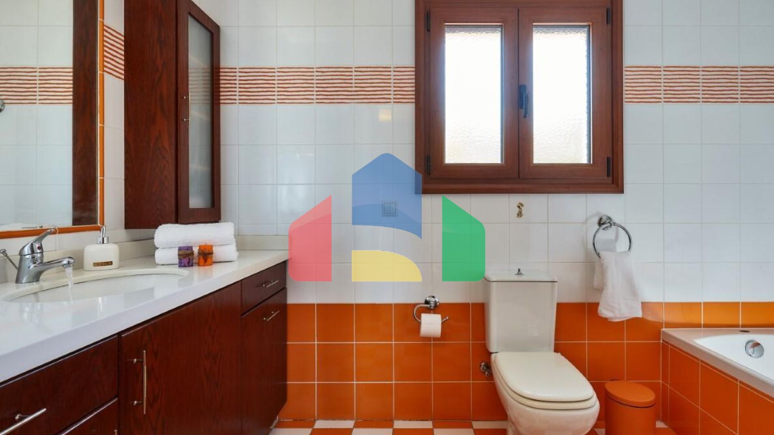 Продаж - Вілла 380 m² на Криті