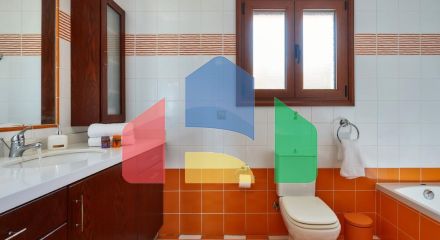 Продаж - Вілла 380 m² на Криті