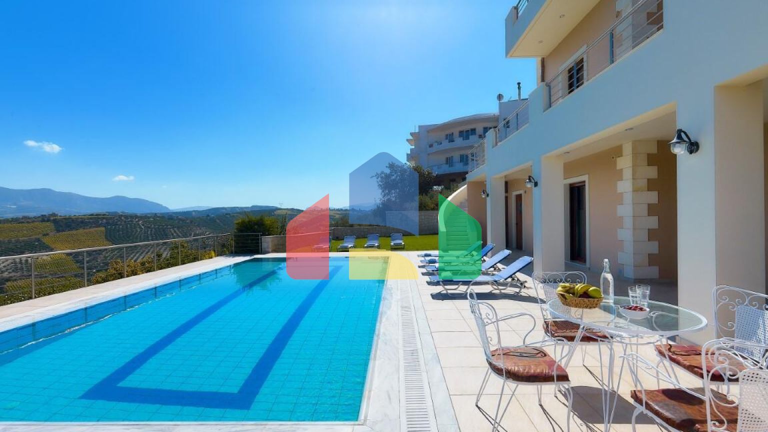 Продаж - Вілла 380 m² на Криті