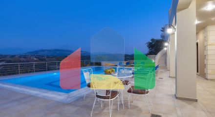 Продаж - Вілла 380 m² на Криті