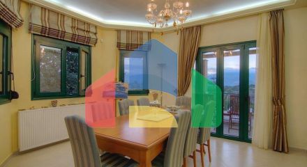 Продаж - Вілла 172 m² на Криті