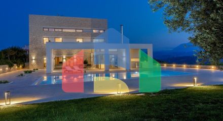 Продаж - Вілла 687 m² на Криті