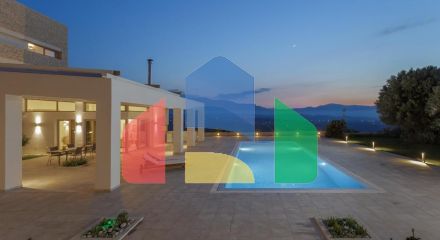 Продаж - Вілла 687 m² на Криті