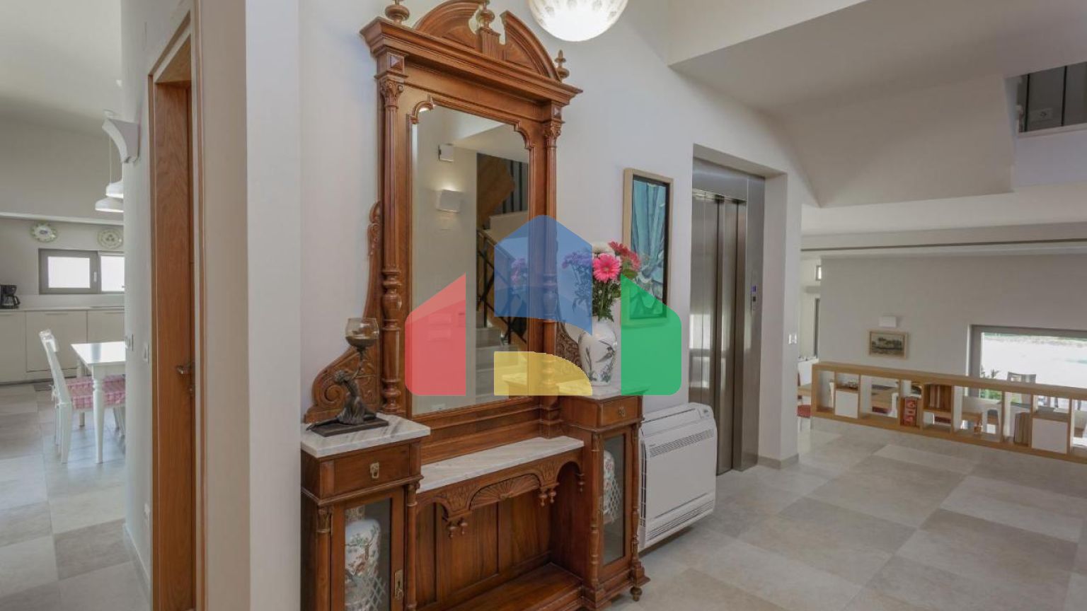 Продаж - Вілла 687 m² на Криті