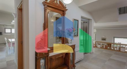 Продаж - Вілла 687 m² на Криті