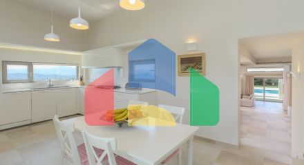 Продаж - Вілла 687 m² на Криті