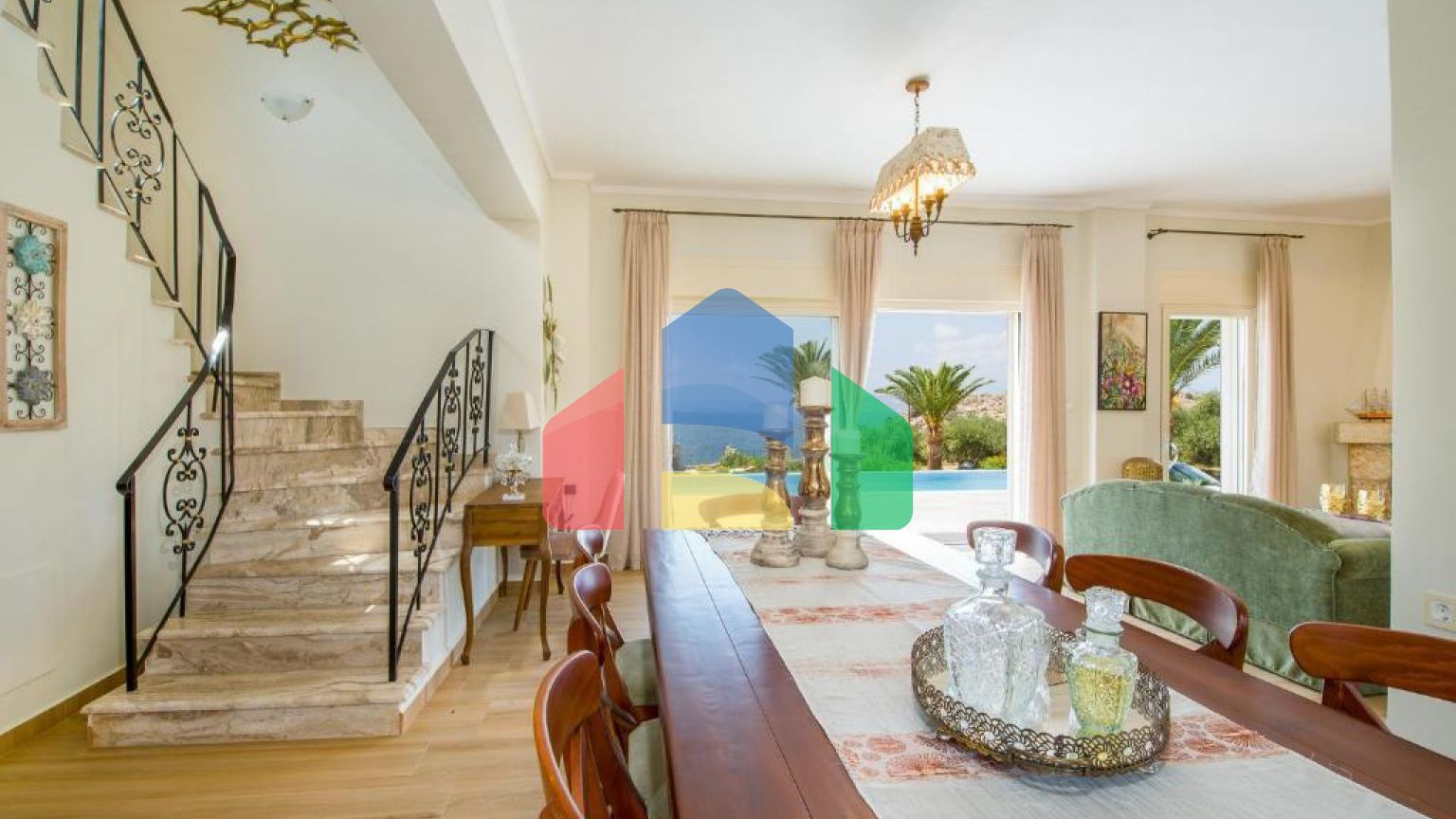 Продаж - Вілла 230 m² на Криті