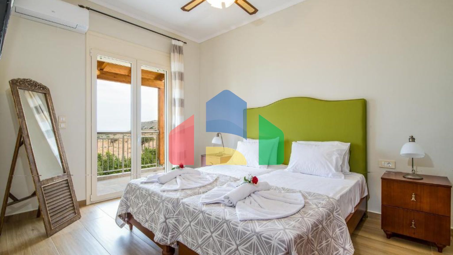 Продаж - Вілла 230 m² на Криті