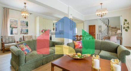 Продаж - Вілла 230 m² на Криті