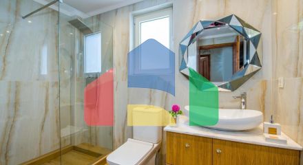 Продаж - Вілла 230 m² на Криті