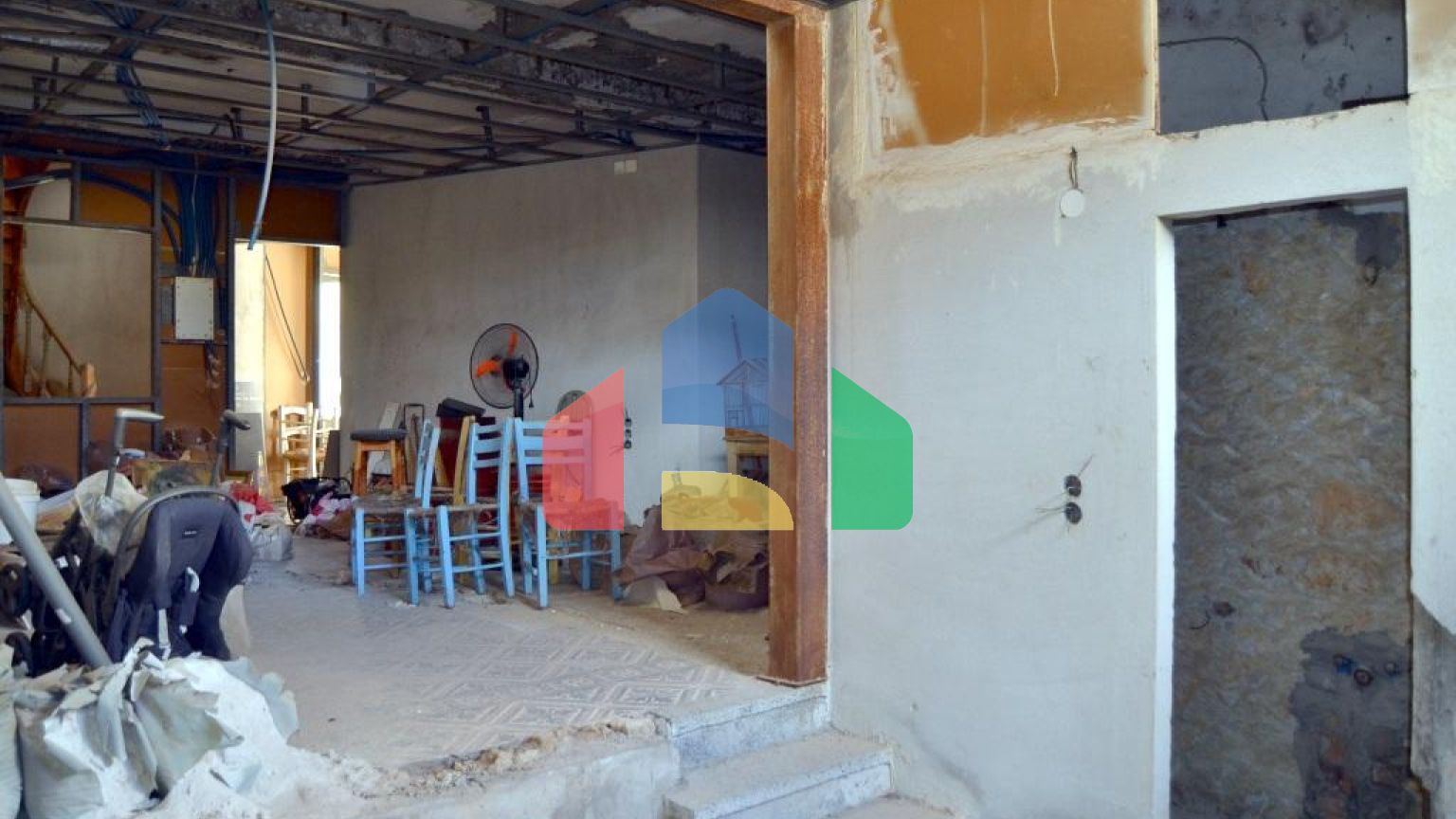 Продаж - Бізнес 180 m² на Криті