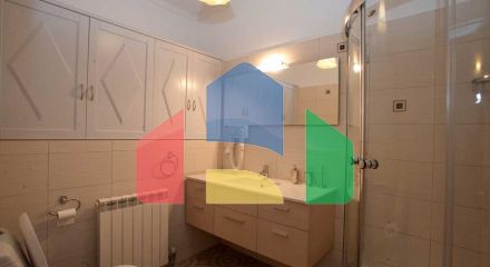 Продаж - Бізнес 437 m² на Міконосі