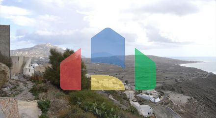 For Sale - Land 2000 m² in Santorini