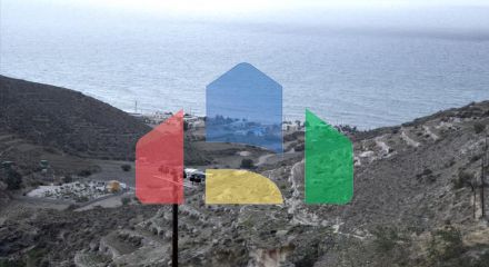 For Sale - Land 2000 m² in Santorini