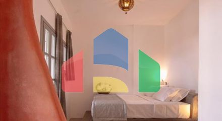 Продаж - Бізнес 1046 m² на Санторіні