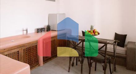 Продаж - Бізнес 1046 m² на Санторіні