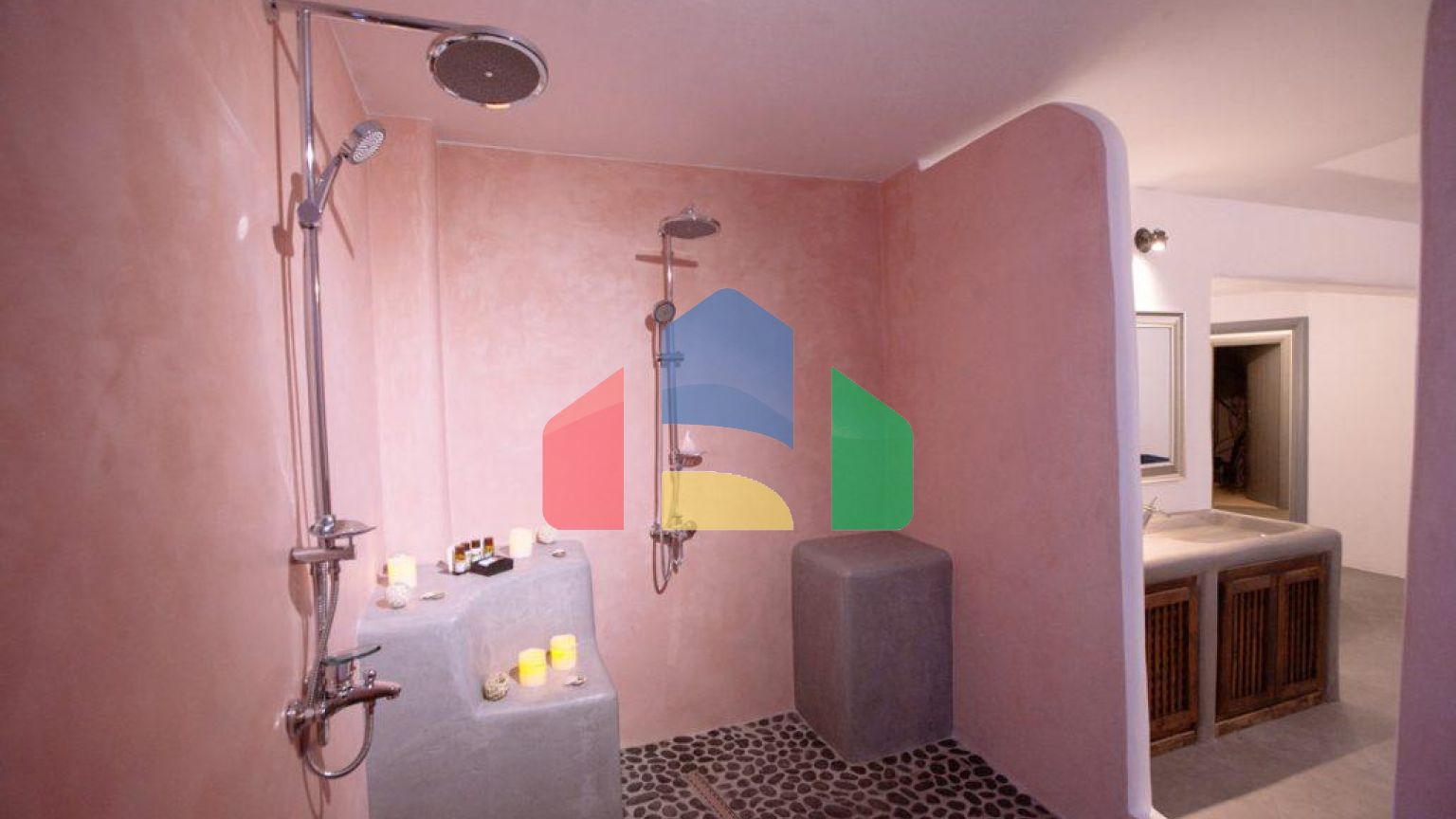 Продаж - Бізнес 1046 m² на Санторіні