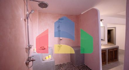 Продаж - Бізнес 1046 m² на Санторіні