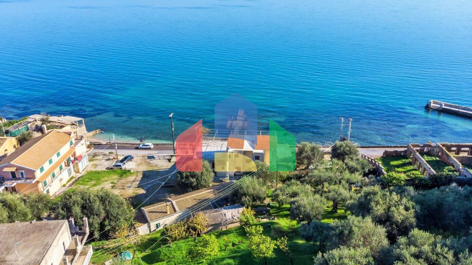 Продажа - Здание 560 m² на о. Корфу