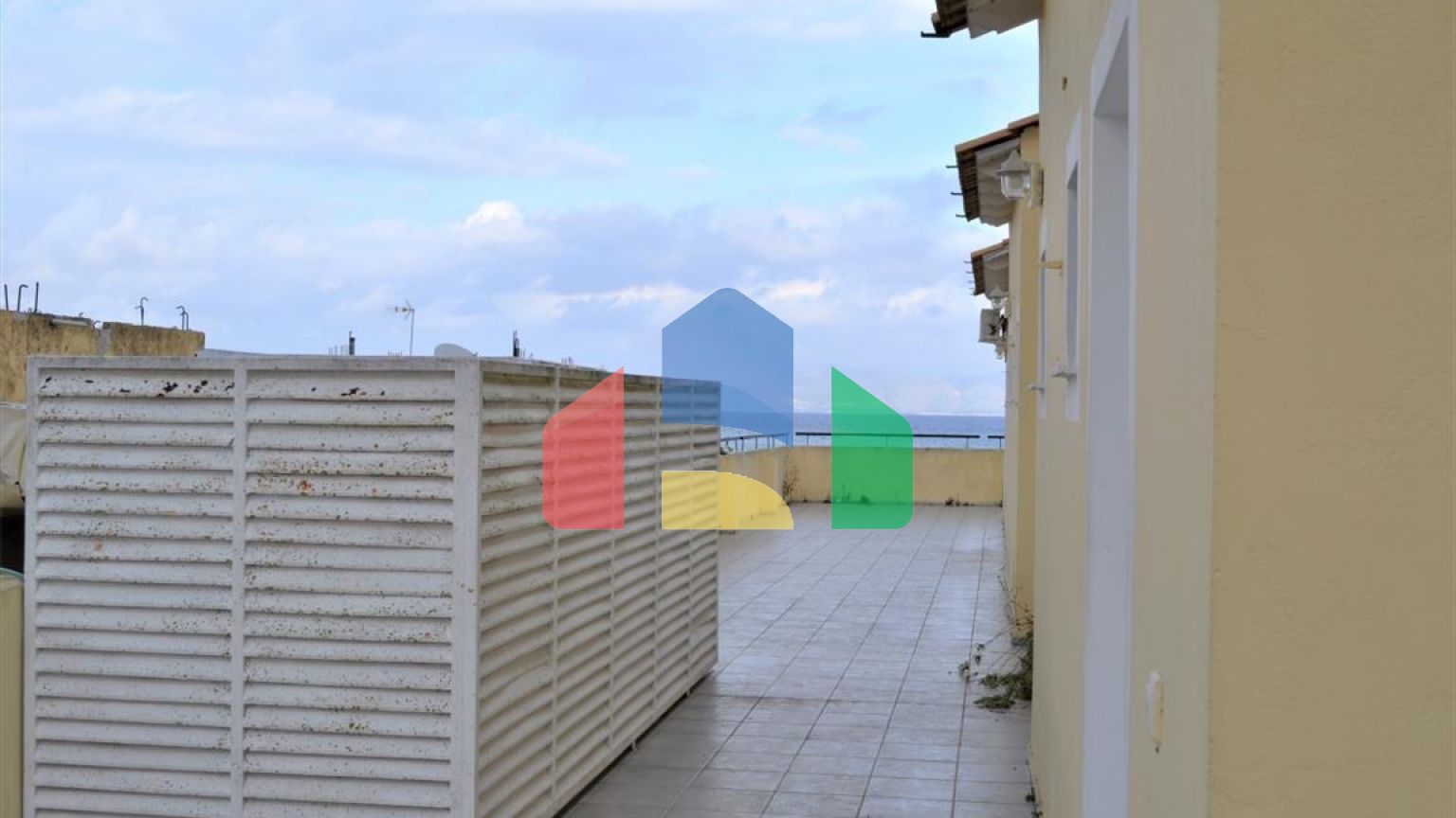 Продаж - Готель 1280 m² на о. Корфу