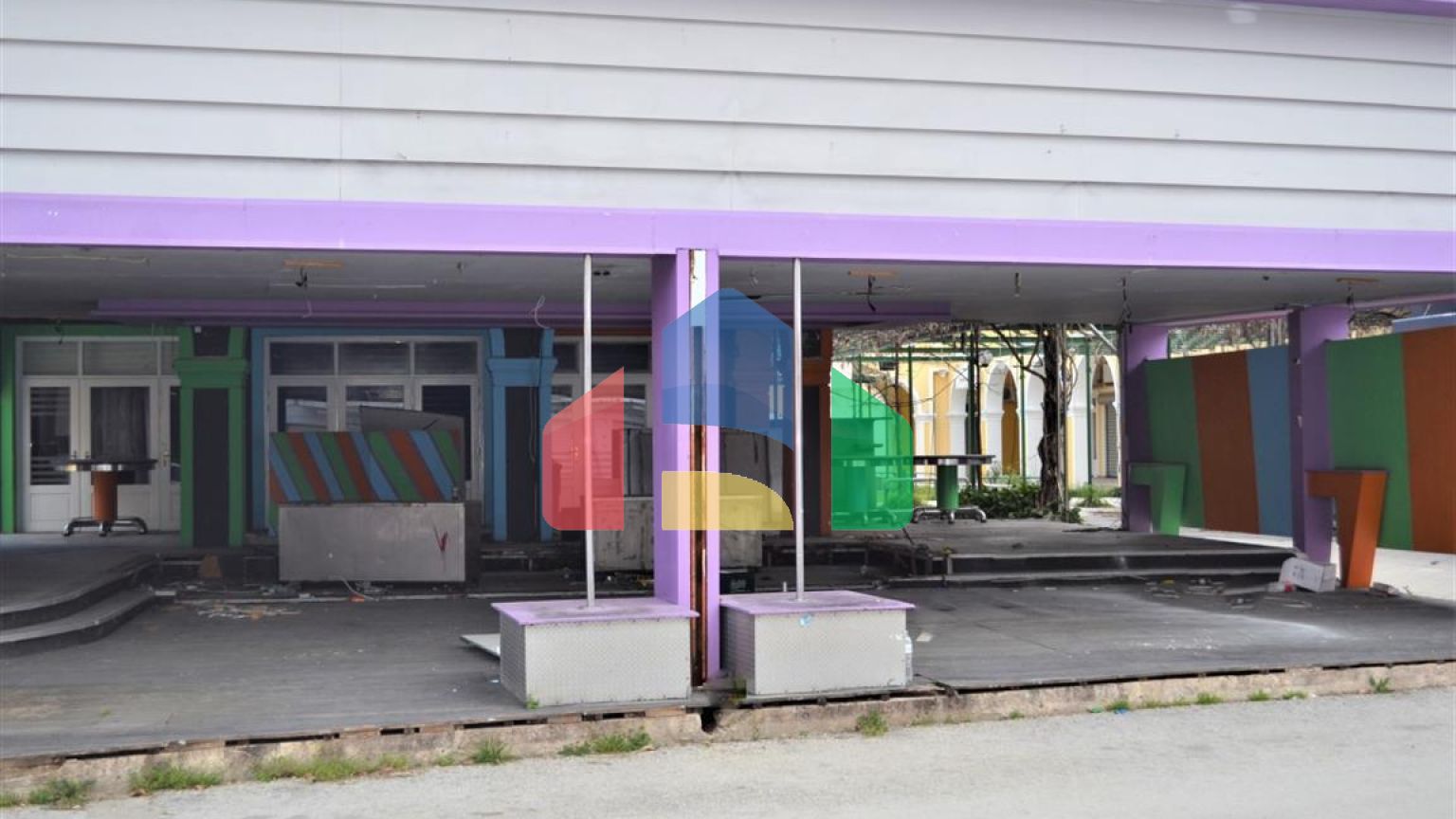 Продаж - Готель 1280 m² на о. Корфу