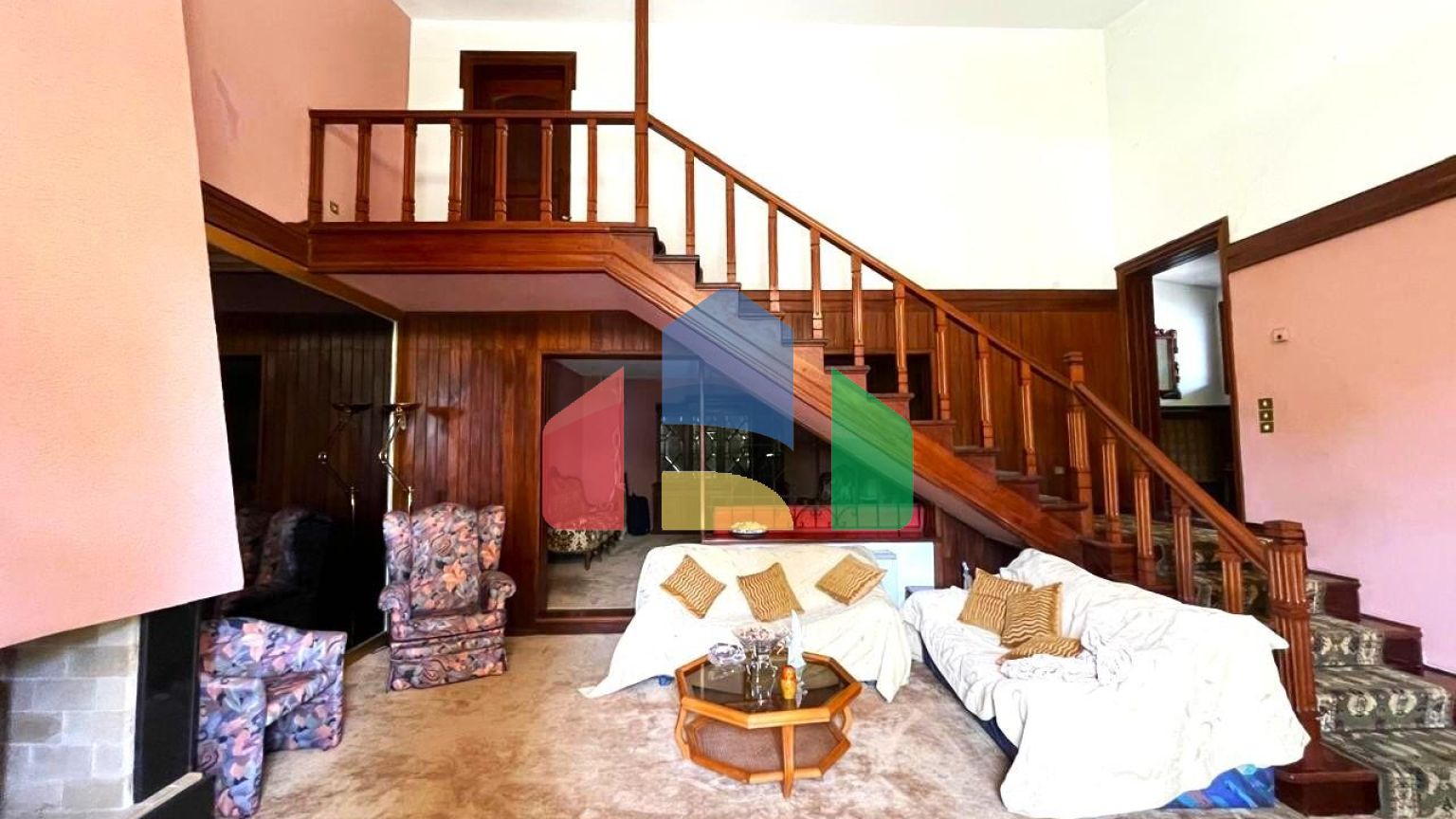 Продаж - Котедж 318 m² на о. Корфу