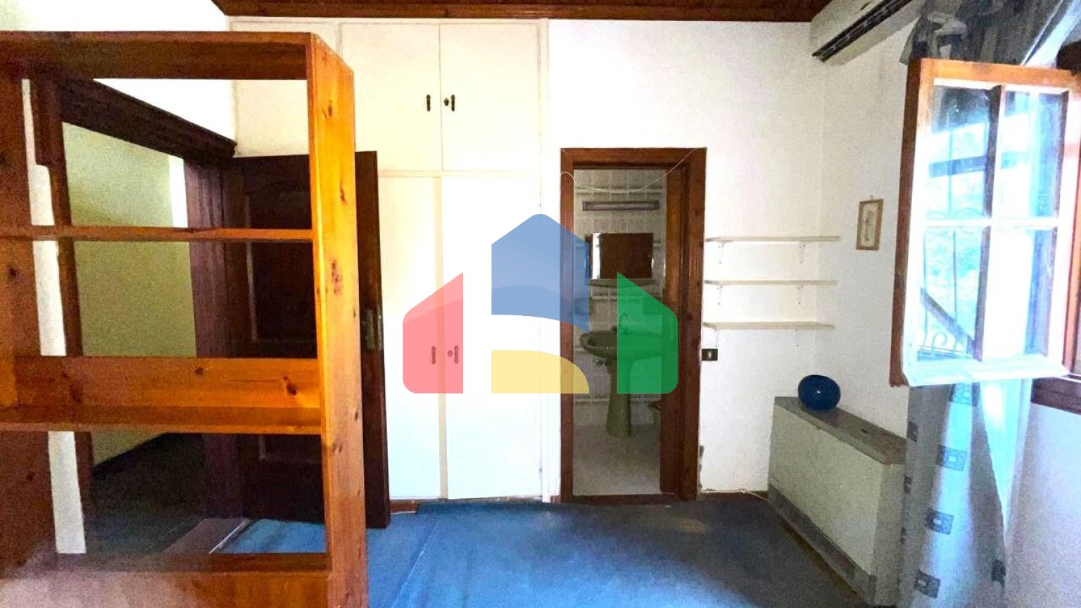 Продаж - Котедж 318 m² на о. Корфу