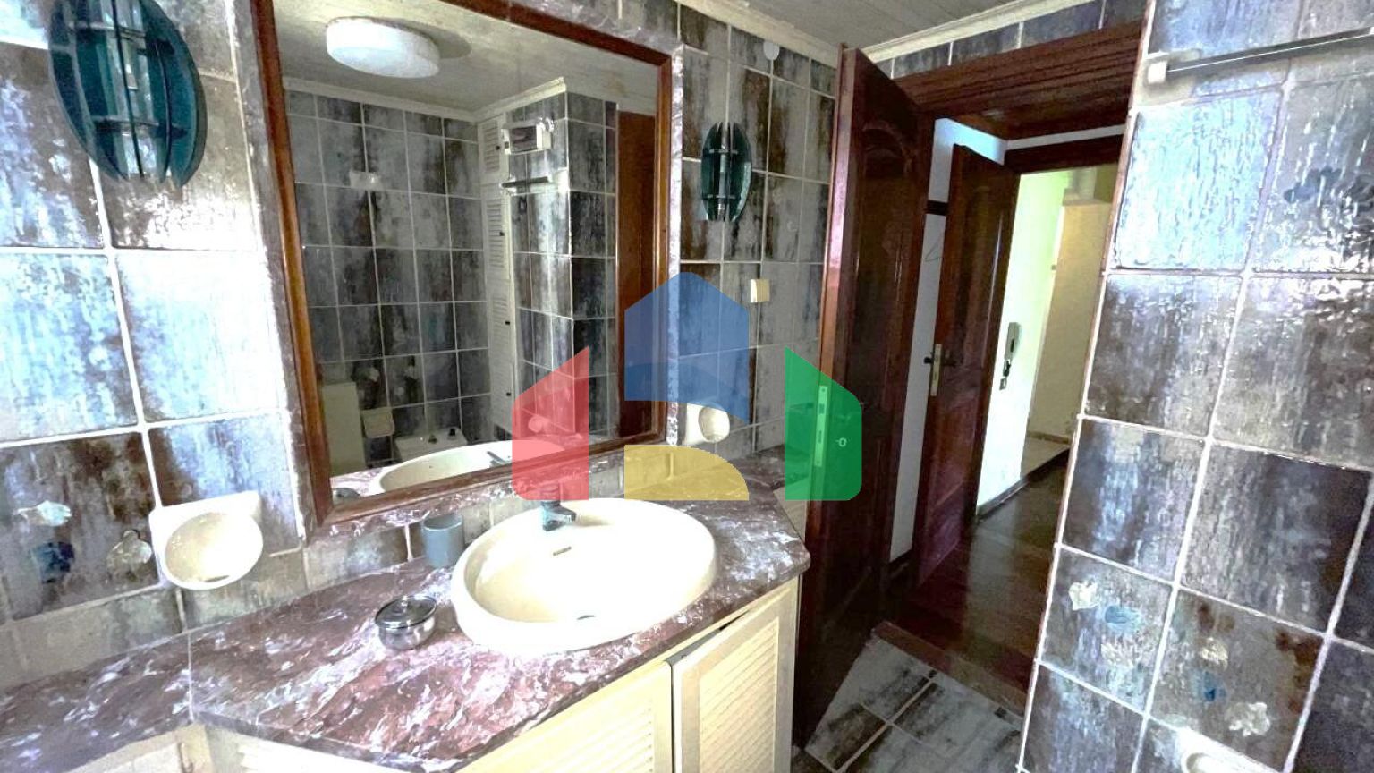 Продаж - Котедж 318 m² на о. Корфу