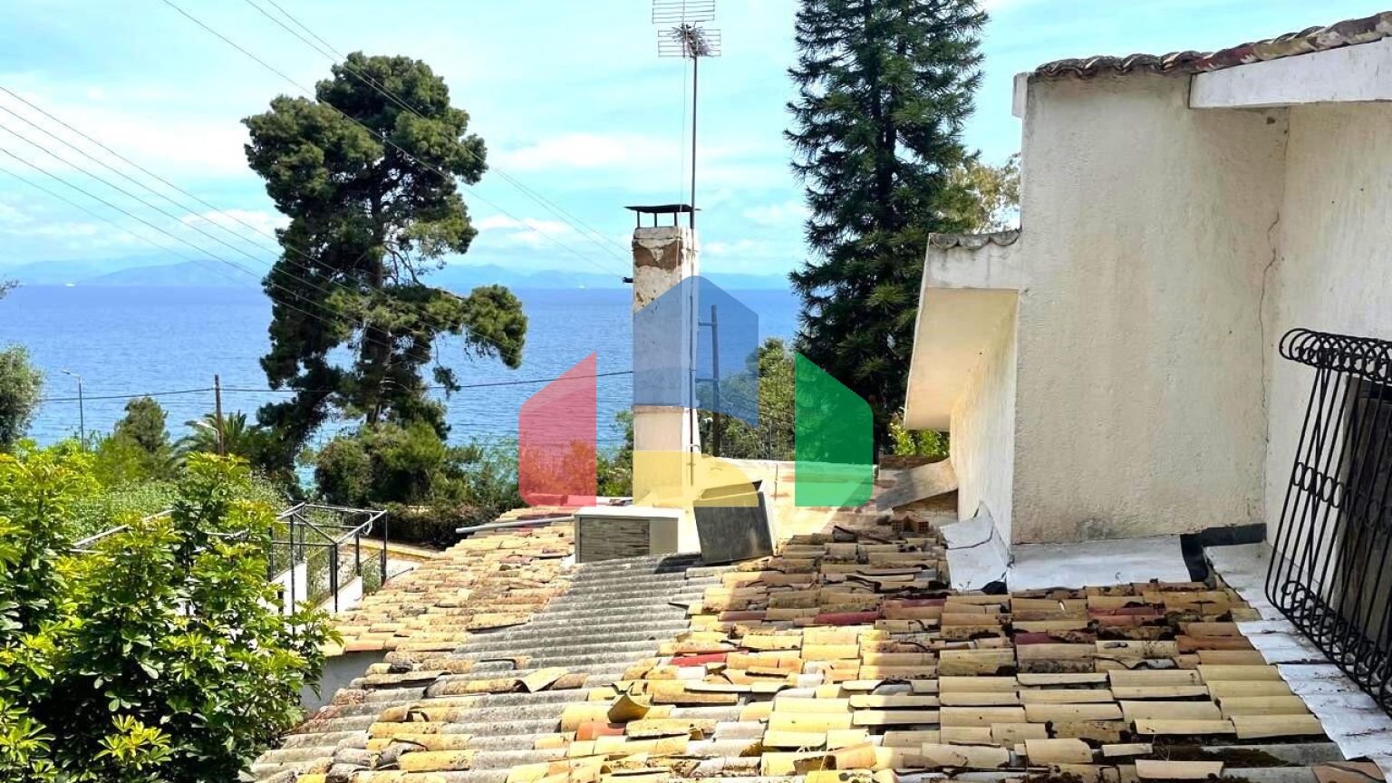 Продаж - Котедж 318 m² на о. Корфу