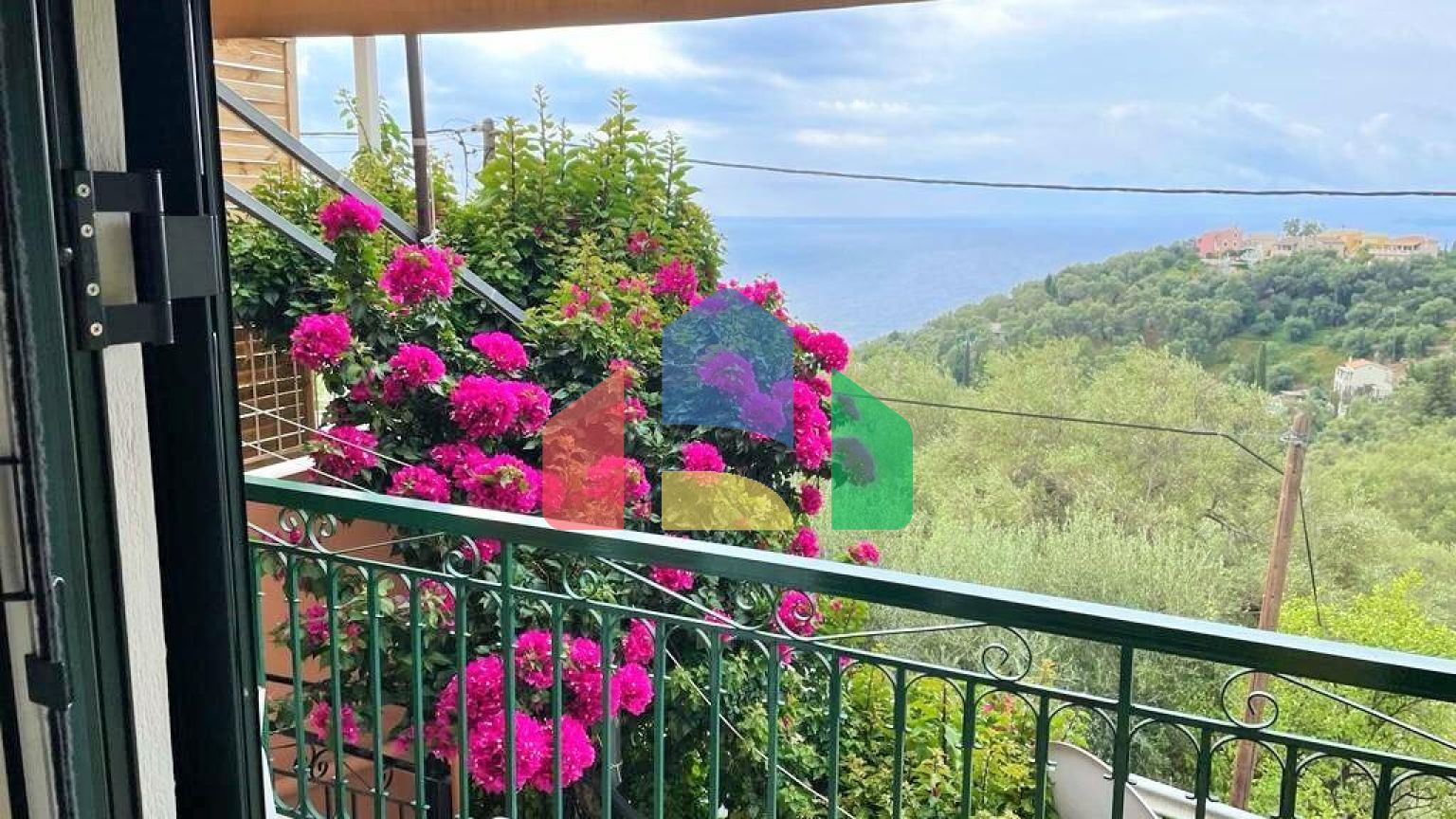 Продажа - Таунхаус 135 m² на о. Корфу