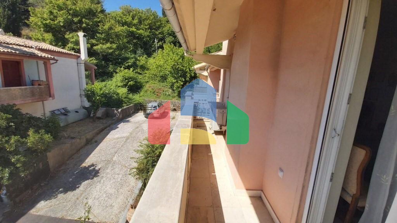 Продаж - Таунхаус 400 m² на о. Корфу