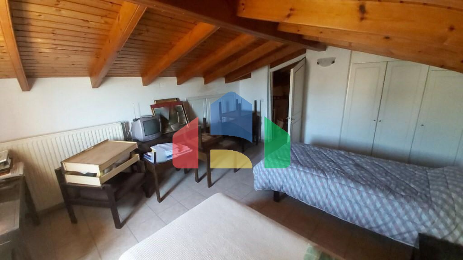 Продаж - Таунхаус 400 m² на о. Корфу